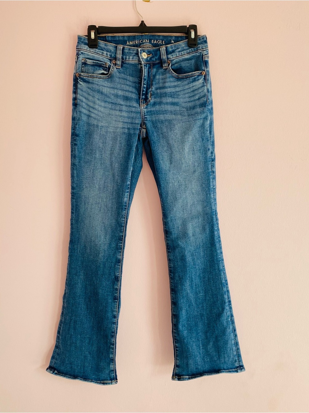 American Eagle Outfitters Medium Blue Flare Jeans size 4